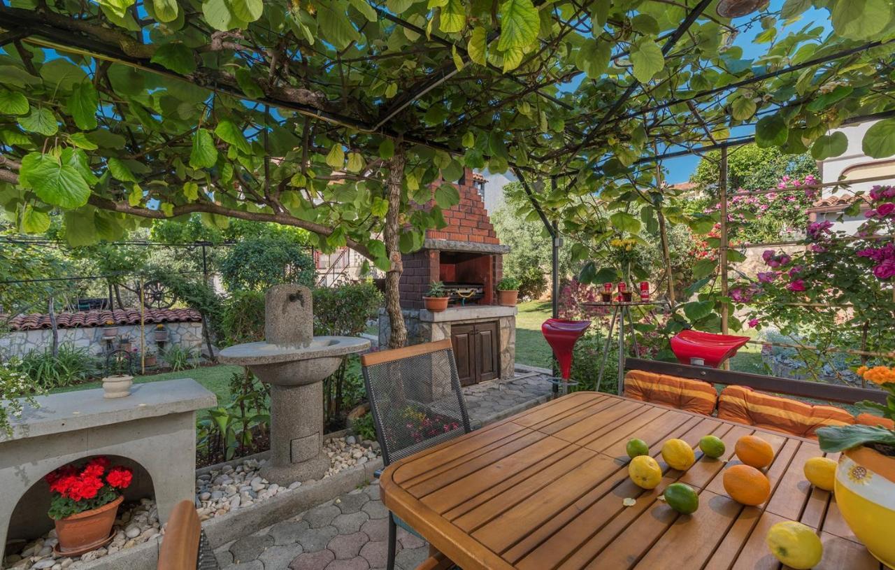 Apartments Loredana Porec Bagian luar foto